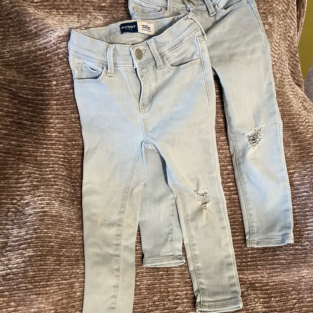 SET of 2! Old Navy Light Denim ripped Jeans Toddler Size 4T Like Brand New